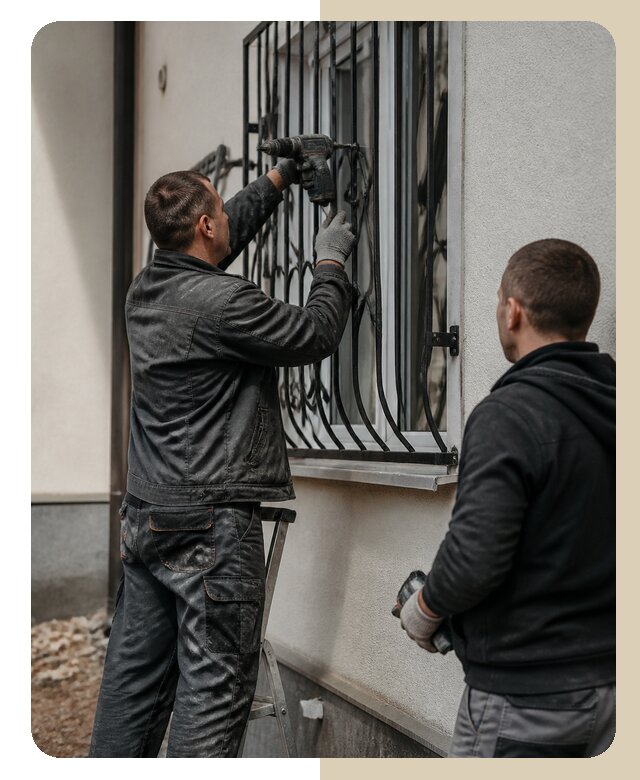 Установка наружных решеток в Грозном от 5028 р. | Дверной
